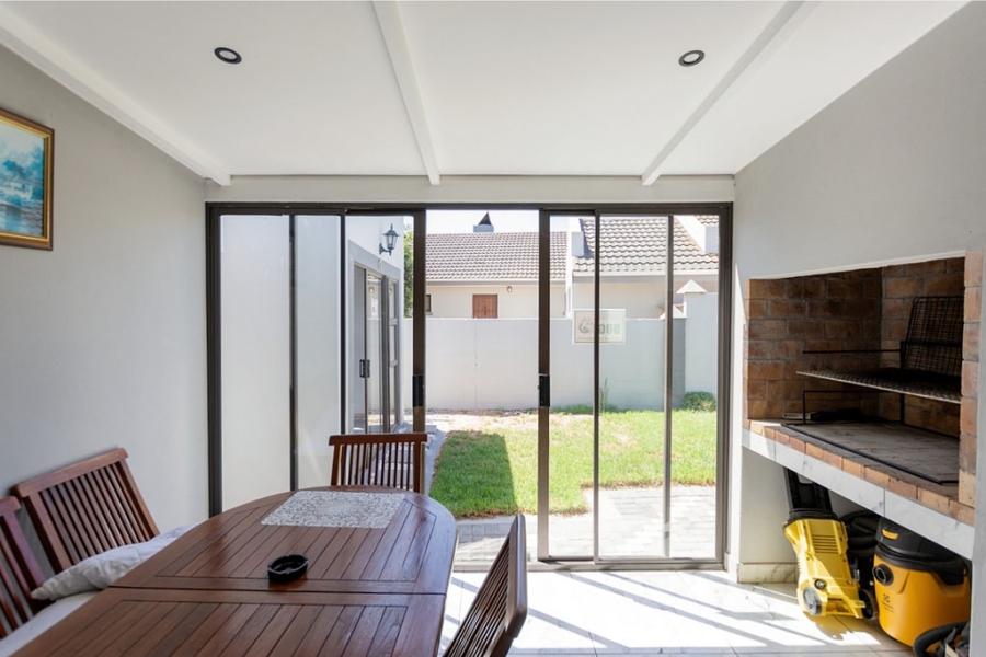 3 Bedroom Property for Sale in Country Club Western Cape